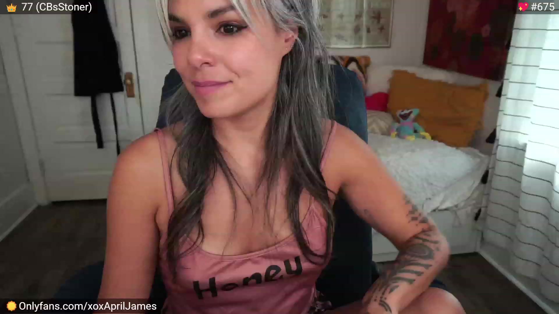 Gallery image thumbnail from AprilJames's myfreecams stream on, 05/16/2023, 18:35 image 6 of 20