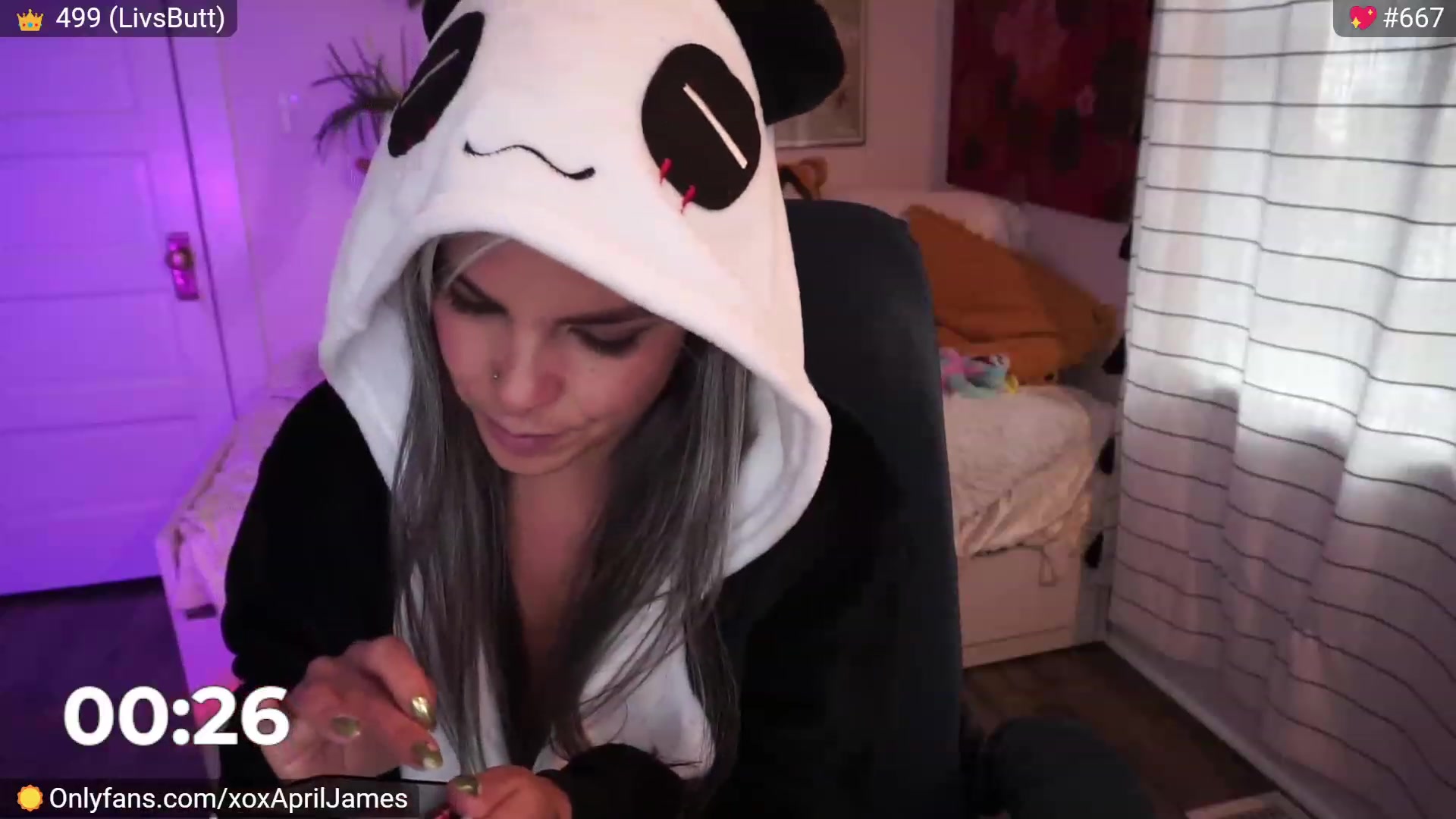 Gallery image thumbnail from AprilJames's myfreecams stream on, 05/19/2023, 19:10 image 20 of 20