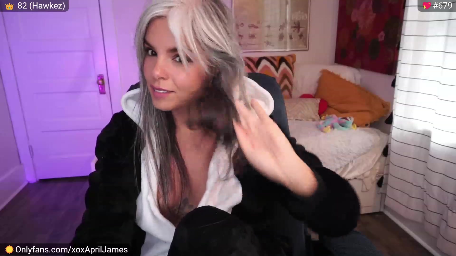 Gallery image thumbnail from AprilJames's myfreecams stream on, 05/19/2023, 19:10 image 8 of 20