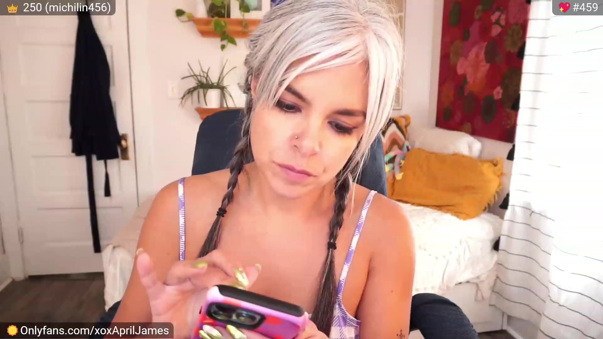 Gallery image thumbnail from AprilJames's myfreecams stream on, 05/21/2023, 18:27 image 19 of 20