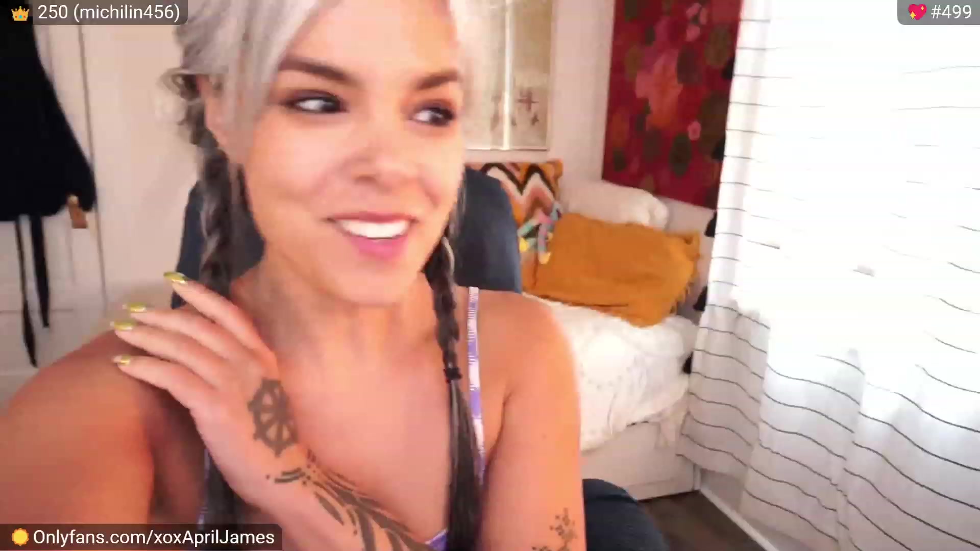 Gallery image thumbnail from AprilJames's myfreecams stream on, 05/21/2023, 18:27 image 5 of 20