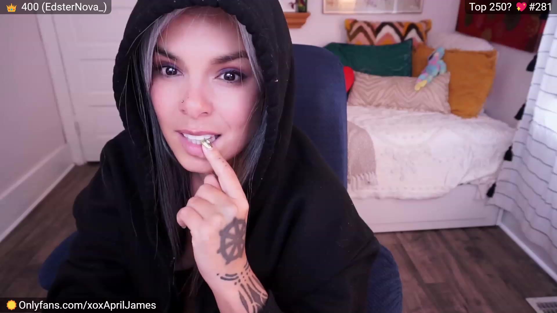 Gallery image thumbnail from AprilJames's myfreecams stream on, 06/03/2023, 20:17 image 4 of 20