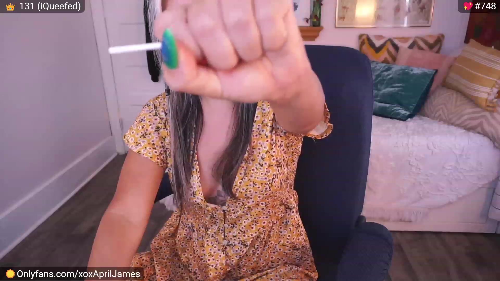 Gallery image thumbnail from AprilJames's myfreecams stream on, 06/18/2023, 18:09 image 18 of 20