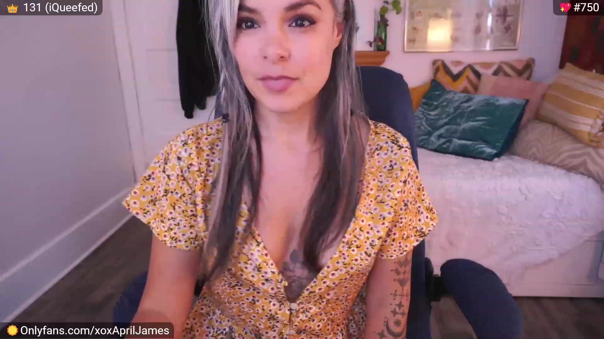 Gallery image thumbnail from AprilJames's myfreecams stream on, 06/18/2023, 18:09 image 14 of 20
