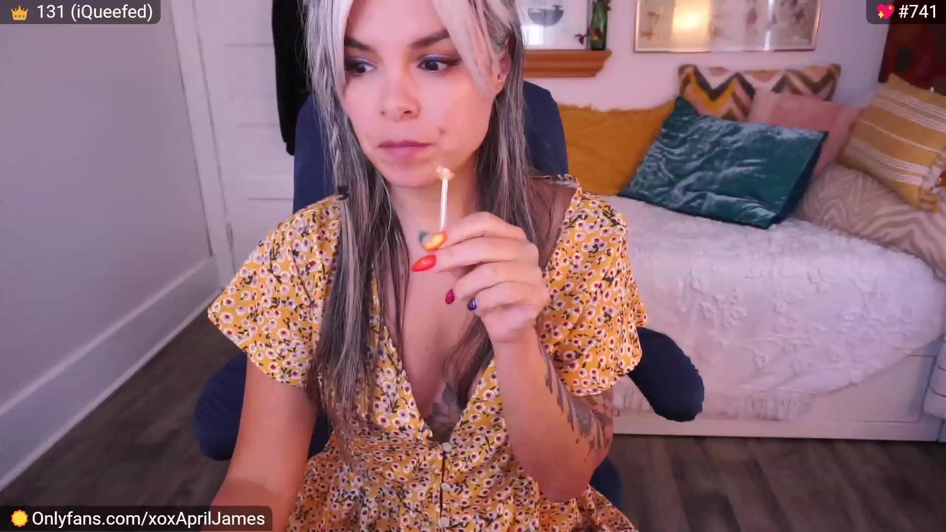 Gallery image thumbnail from AprilJames's myfreecams stream on, 06/18/2023, 18:09 image 20 of 20