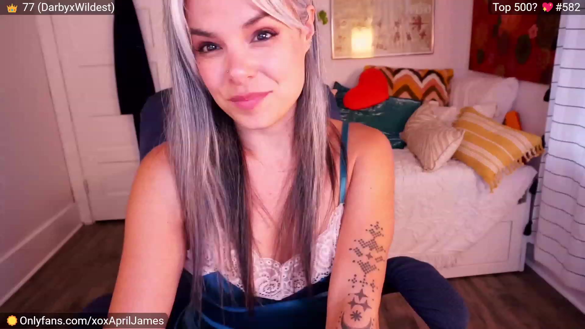 Gallery image thumbnail from AprilJames's myfreecams stream on, 06/30/2023, 17:34 image 15 of 20