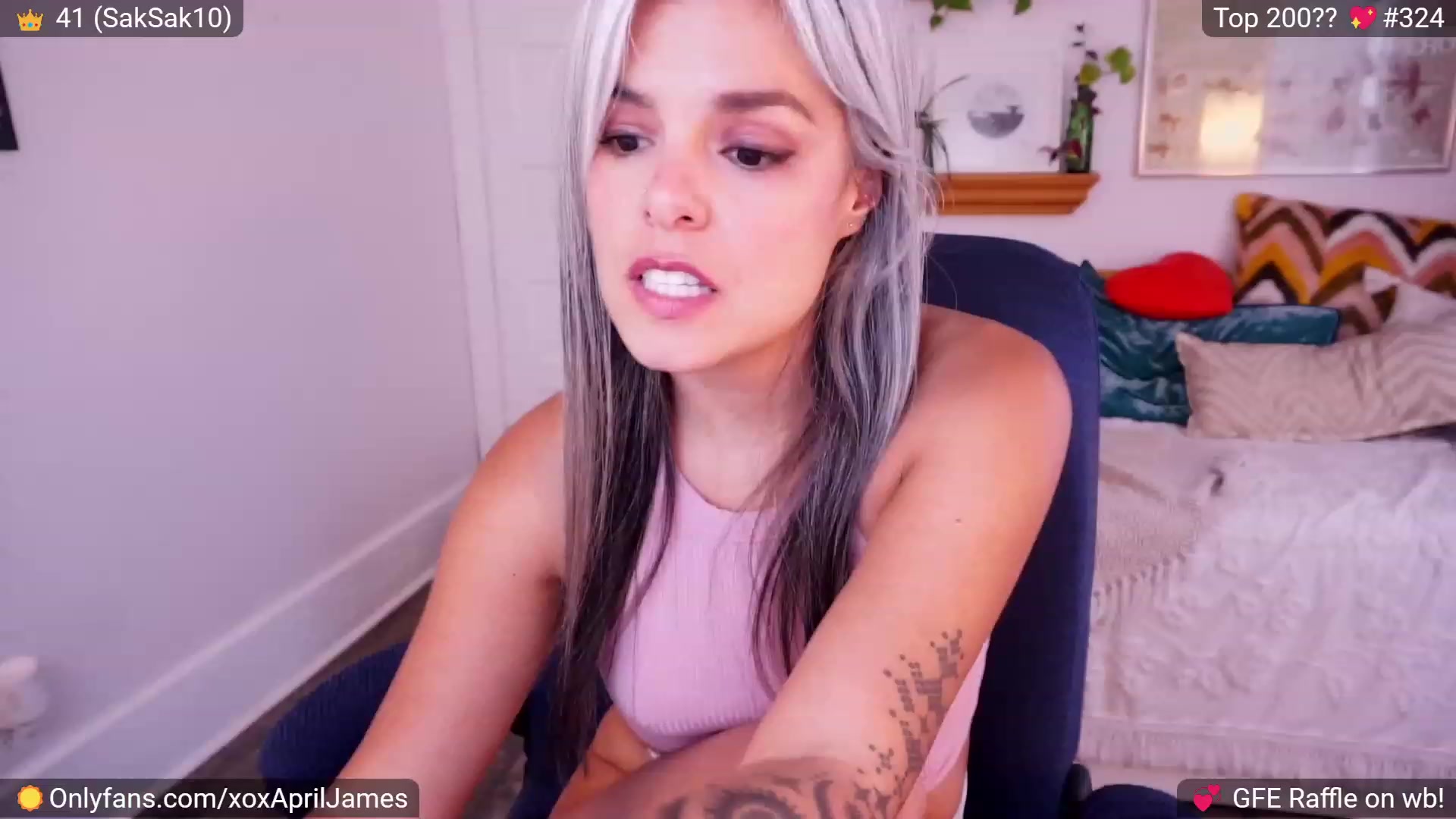 Gallery image thumbnail from AprilJames's myfreecams stream on, 07/06/2023, 18:26 image 5 of 20