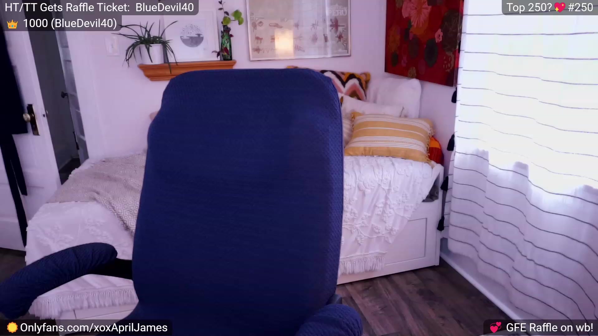 Gallery image thumbnail from AprilJames's myfreecams stream on, 07/08/2023, 20:06 image 18 of 20