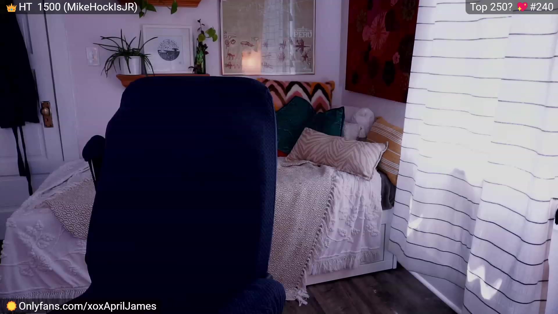 Gallery image thumbnail from AprilJames's myfreecams stream on, 07/22/2023, 20:21 image 9 of 20