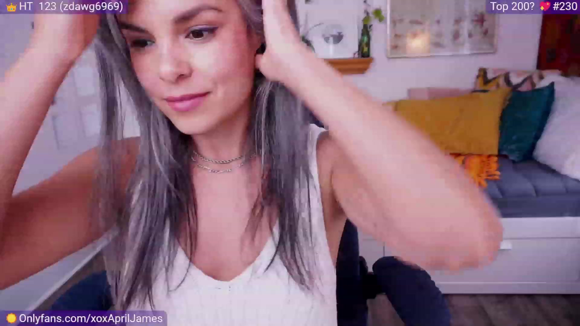 Gallery image thumbnail from AprilJames's myfreecams stream on, 08/14/2023, 22:16 image 6 of 20