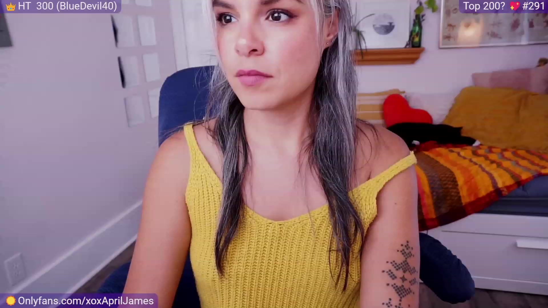 Gallery image thumbnail from AprilJames's myfreecams stream on, 08/17/2023, 23:25 image 5 of 20