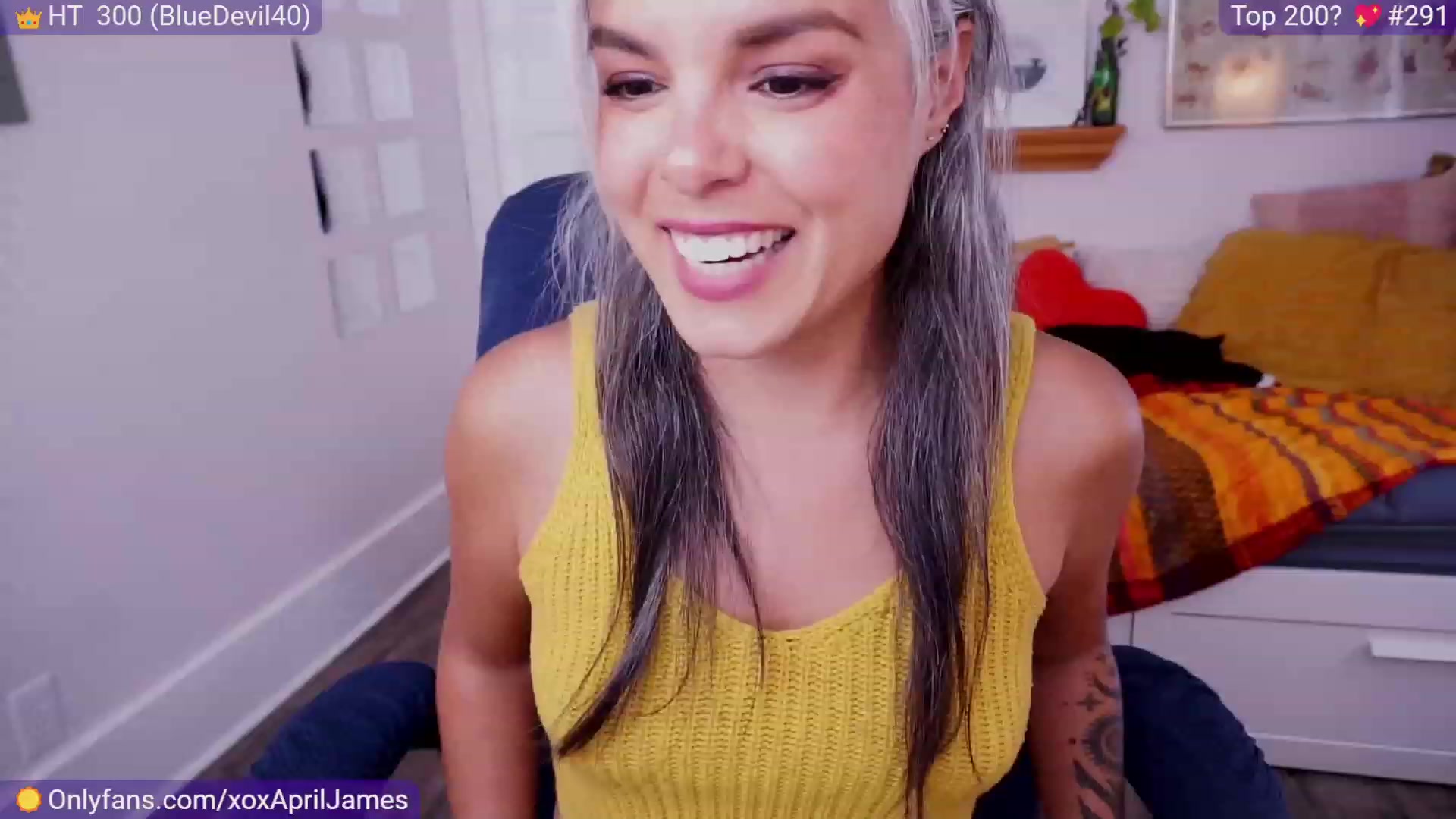 Gallery image thumbnail from AprilJames's myfreecams stream on, 08/17/2023, 23:25 image 4 of 20