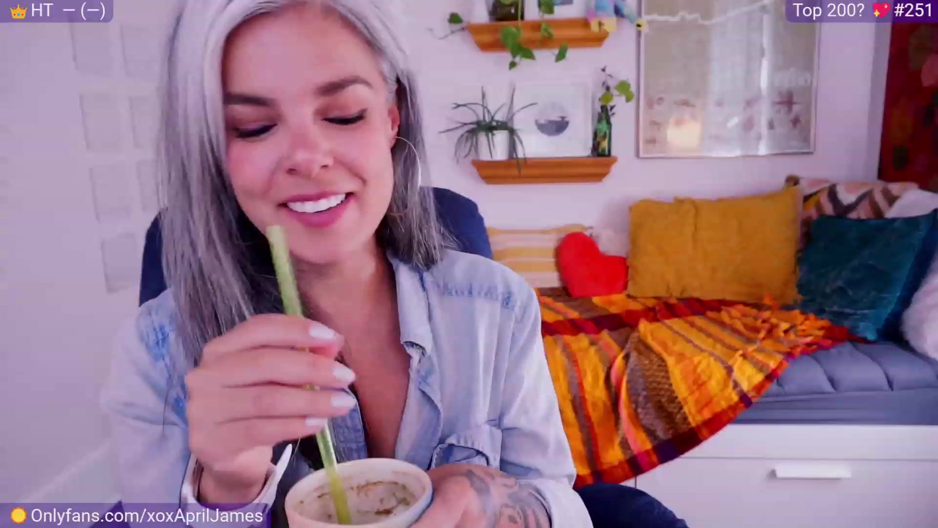 Gallery image thumbnail from AprilJames's myfreecams stream on, 08/19/2023, 19:41 image 1 of 20
