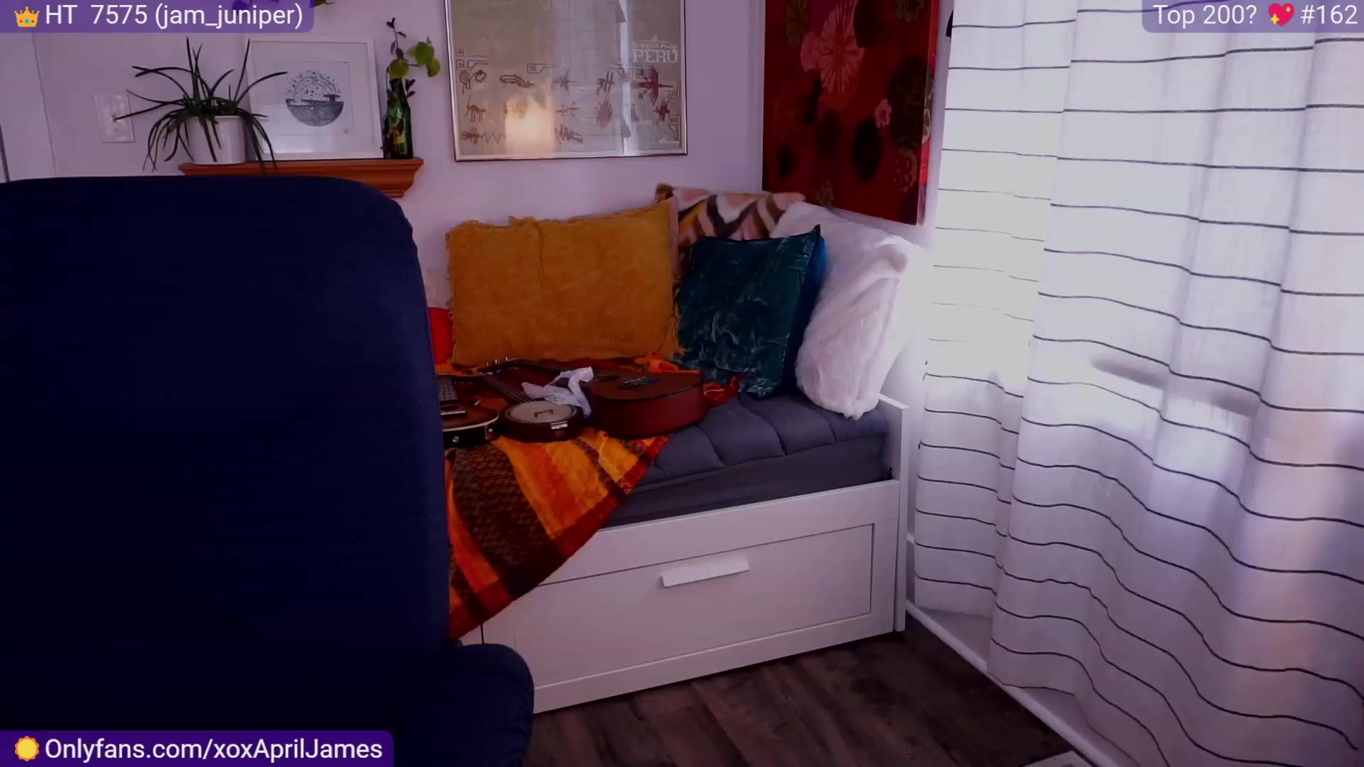 Gallery image thumbnail from AprilJames's myfreecams stream on, 08/20/2023, 22:29 image 19 of 20