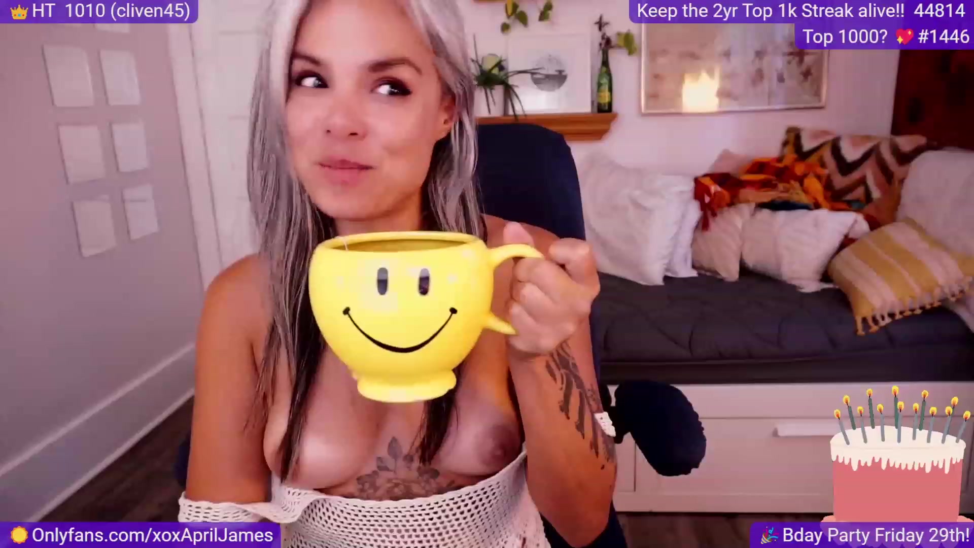 Gallery image thumbnail from AprilJames's myfreecams stream on, 09/25/2023, 24:26 image 9 of 20