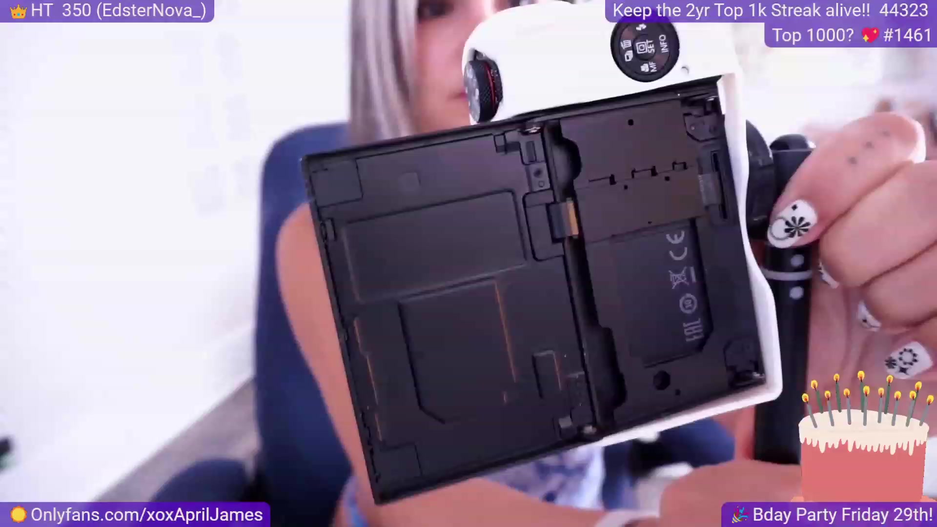 Gallery image thumbnail from AprilJames's myfreecams stream on, 09/25/2023, 19:29 image 5 of 20