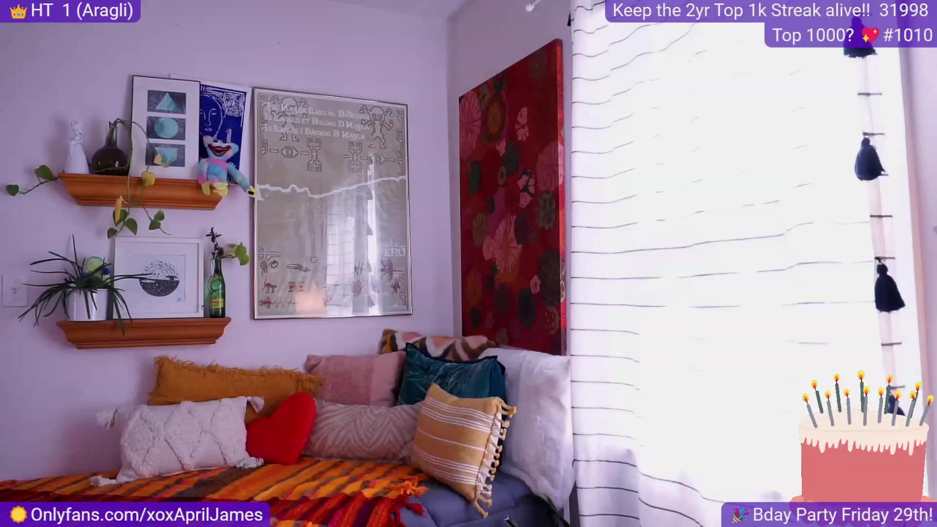 Gallery image thumbnail from AprilJames's myfreecams stream on, 09/26/2023, 17:13 image 1 of 20