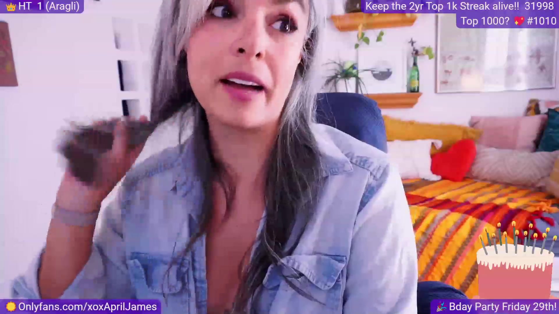 Gallery image thumbnail from AprilJames's myfreecams stream on, 09/26/2023, 17:13 image 7 of 20