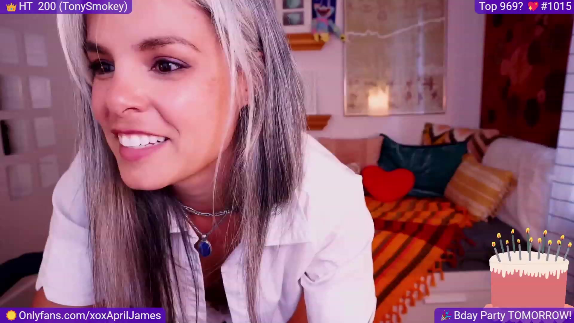 Gallery image thumbnail from AprilJames's myfreecams stream on, 09/29/2023, 24:03 image 19 of 20