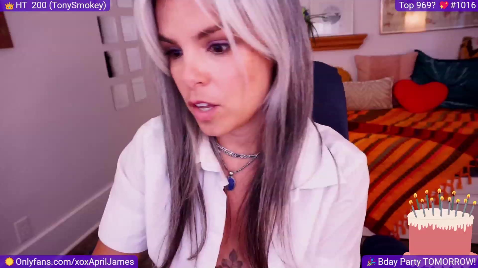 Gallery image thumbnail from AprilJames's myfreecams stream on, 09/29/2023, 24:03 image 18 of 20