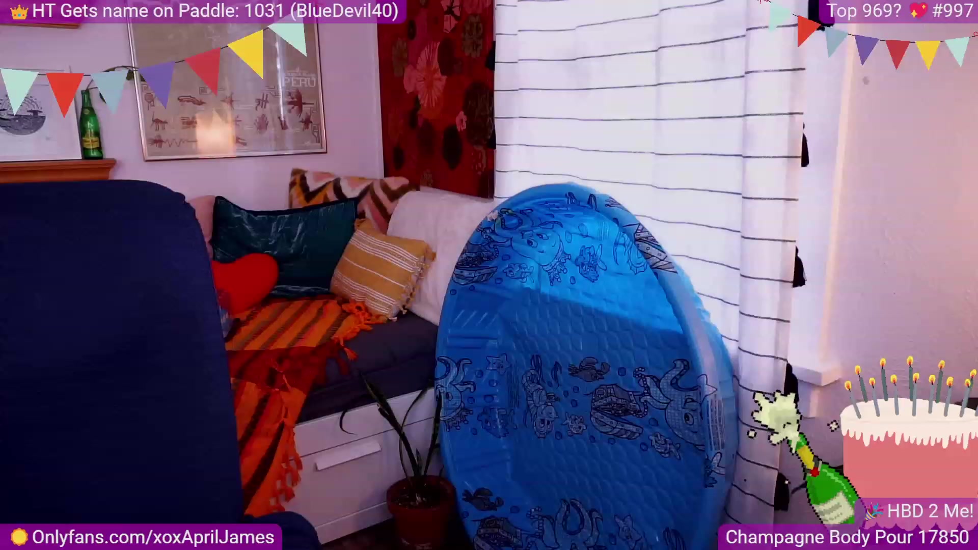 Gallery image thumbnail from AprilJames's myfreecams stream on, 09/30/2023, 02:03 image 4 of 20