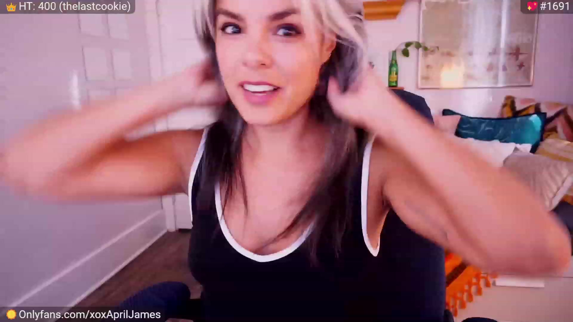 Gallery image thumbnail from AprilJames's myfreecams stream on, 10/01/2023, 23:06 image 20 of 20