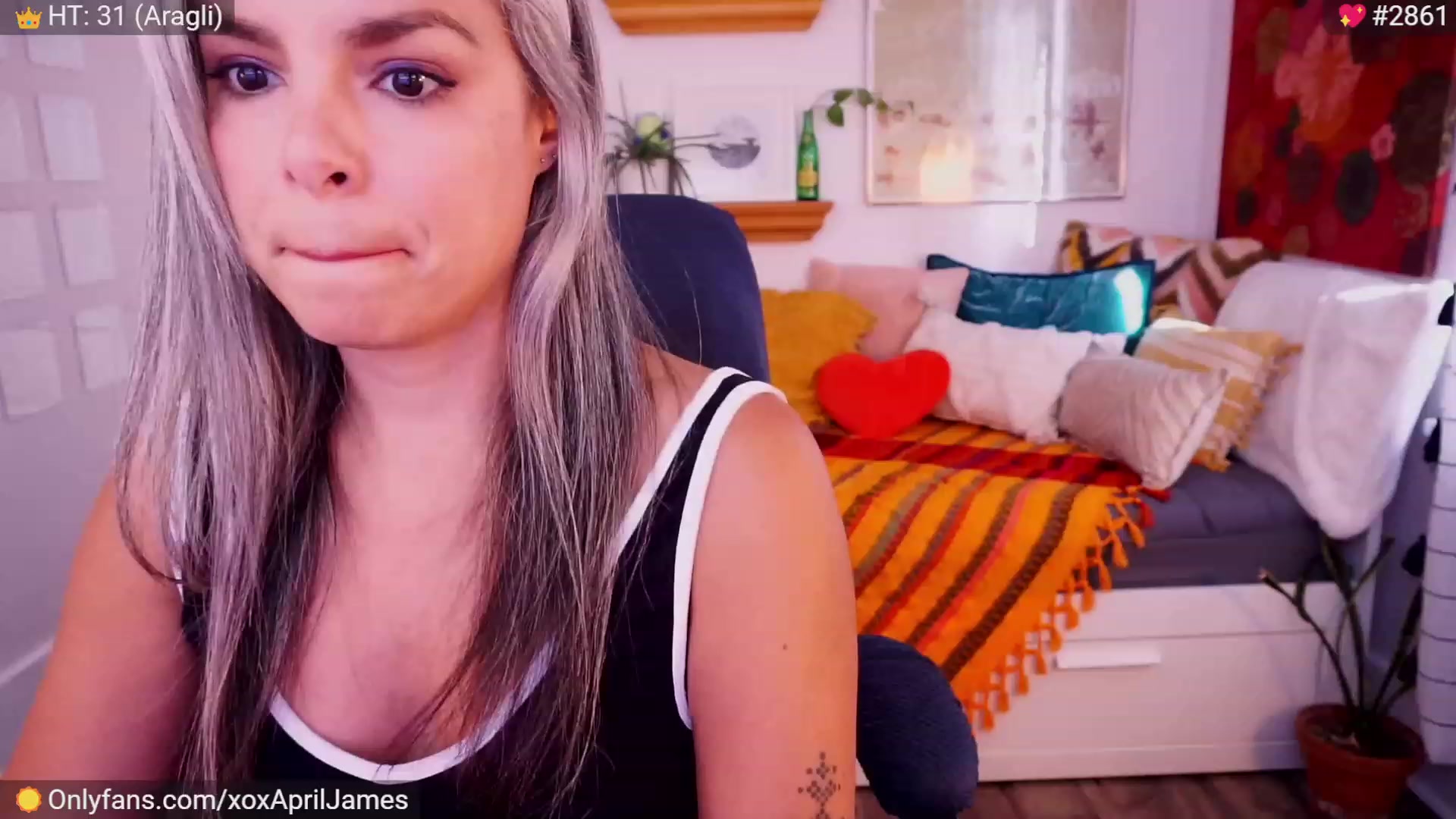 Gallery image thumbnail from AprilJames's myfreecams stream on, 10/01/2023, 23:06 image 18 of 20