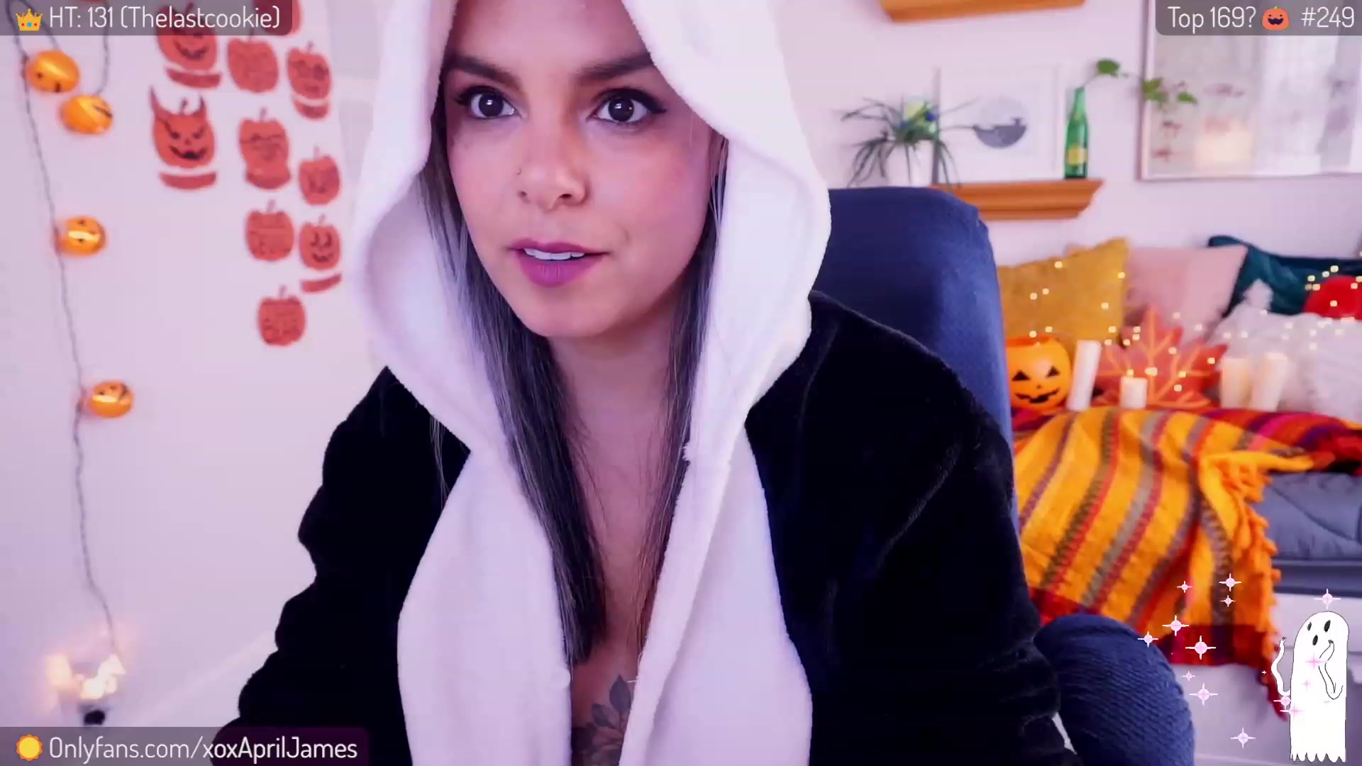 Gallery image thumbnail from AprilJames's myfreecams stream on, 10/18/2023, 18:39 image 9 of 20