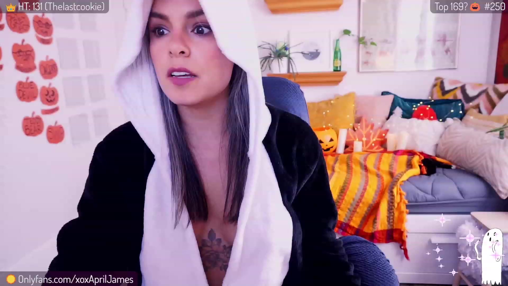 Gallery image thumbnail from AprilJames's myfreecams stream on, 10/18/2023, 18:39 image 14 of 20