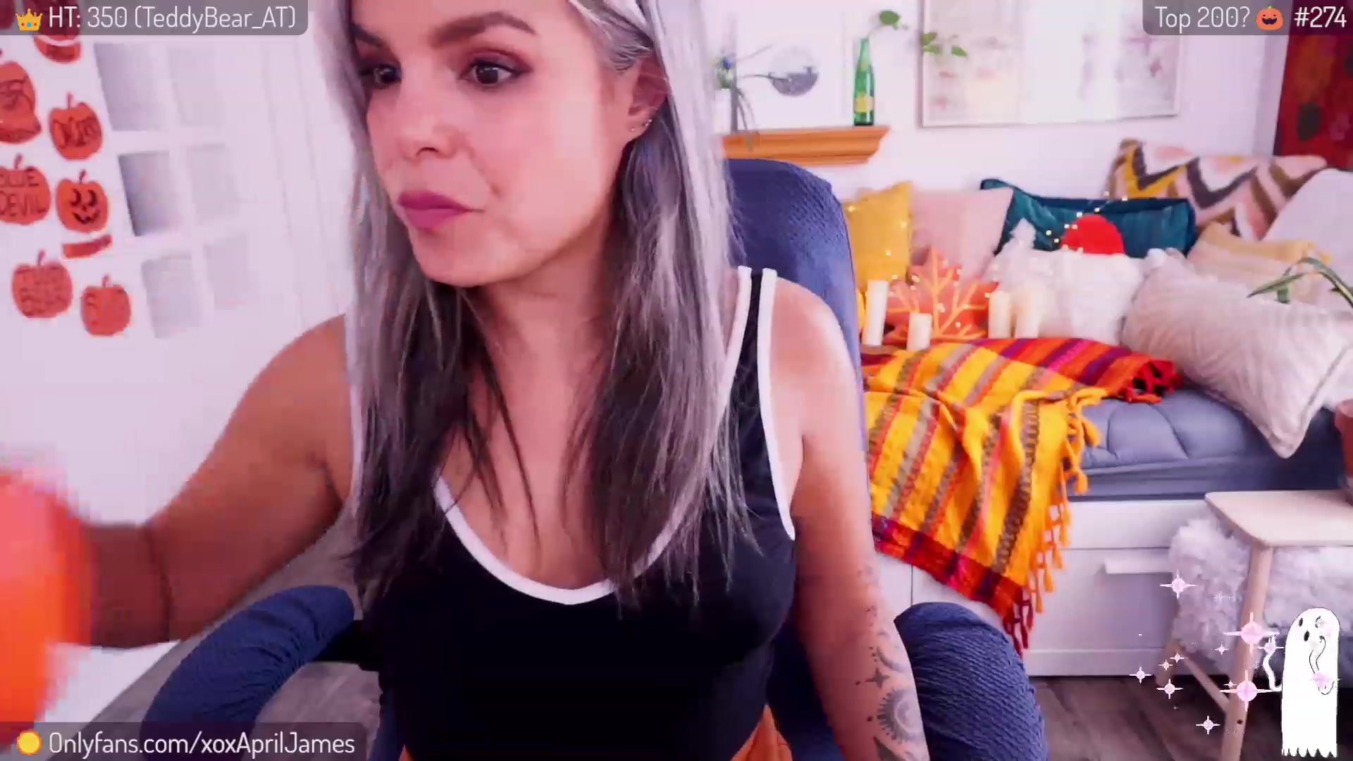 Gallery image thumbnail from AprilJames's myfreecams stream on, 10/19/2023, 20:14 image 6 of 20