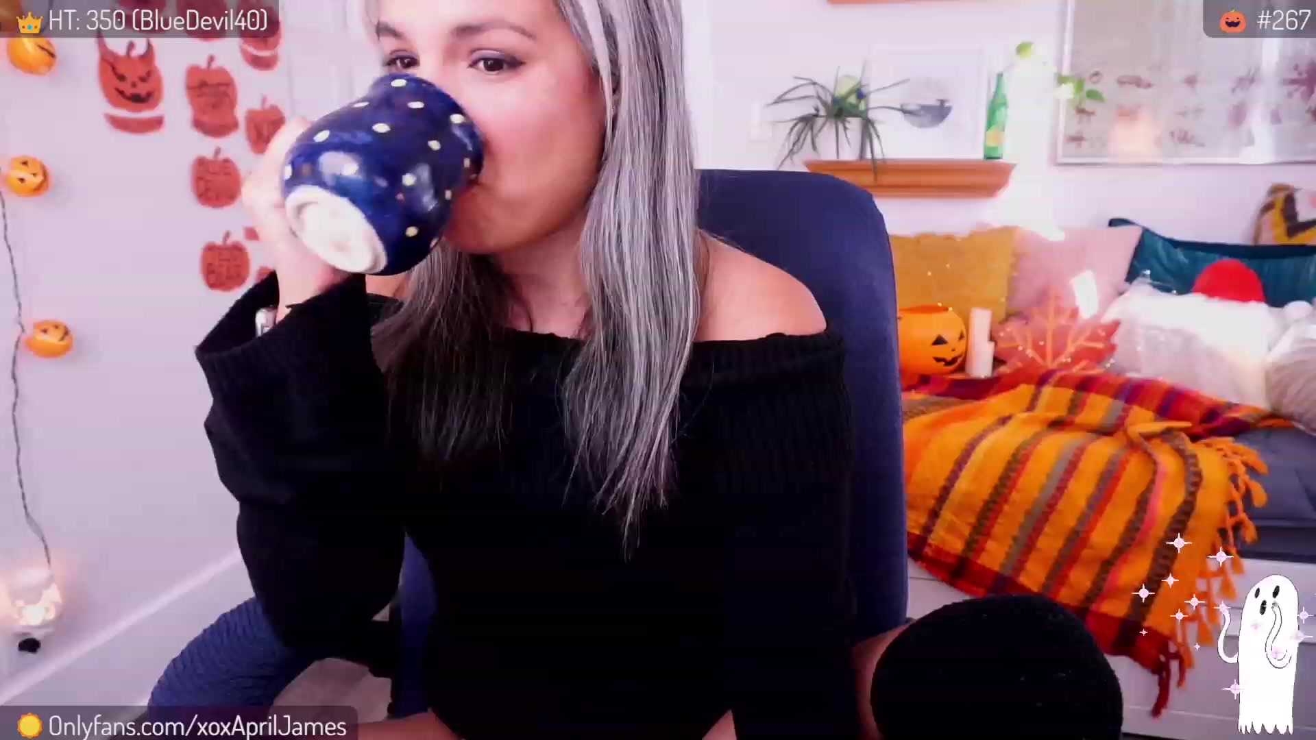 Gallery image thumbnail from AprilJames's myfreecams stream on, 10/30/2023, 23:26 image 9 of 20