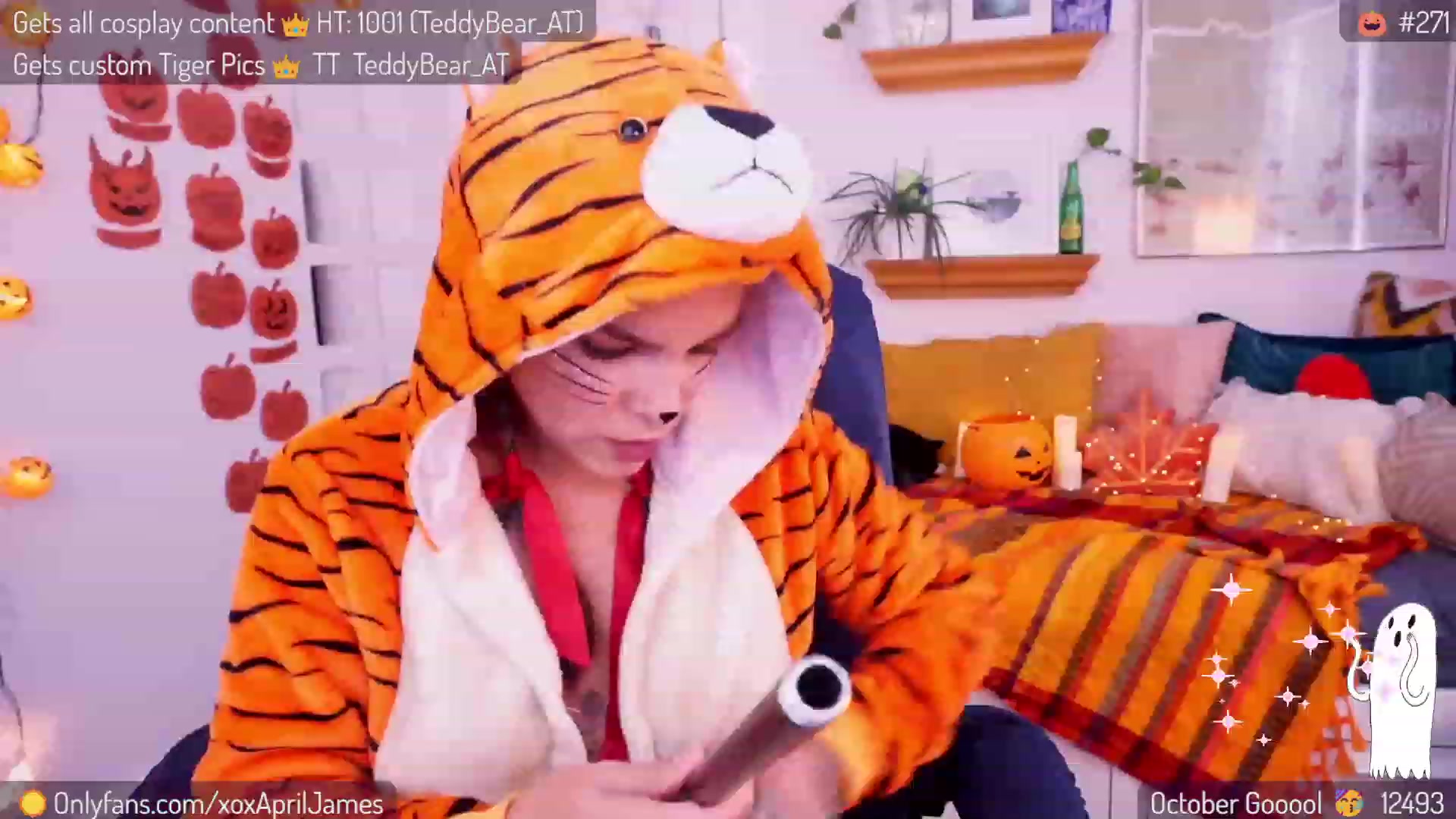 Gallery image thumbnail from AprilJames's myfreecams stream on, 10/31/2023, 21:27 image 7 of 20