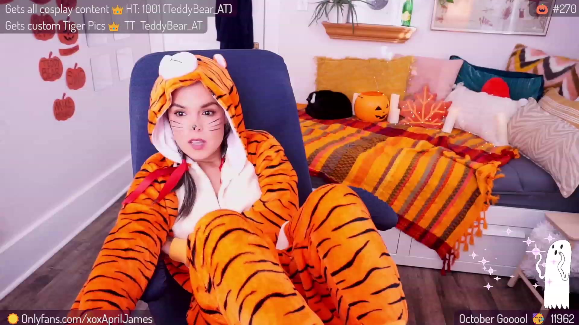 Gallery image thumbnail from AprilJames's myfreecams stream on, 10/31/2023, 21:48 image 17 of 20