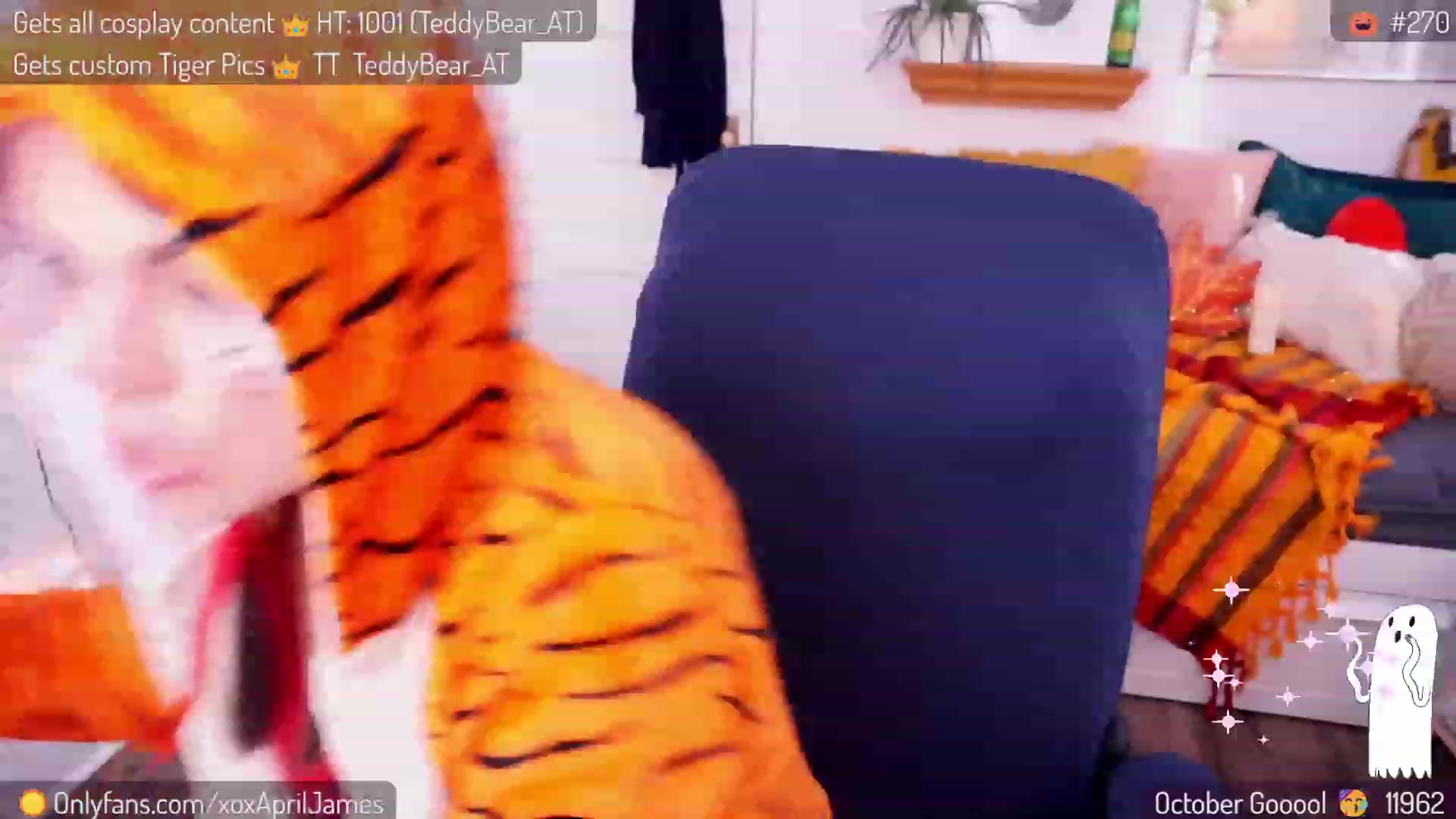 Gallery image thumbnail from AprilJames's myfreecams stream on, 10/31/2023, 23:10 image 3 of 20