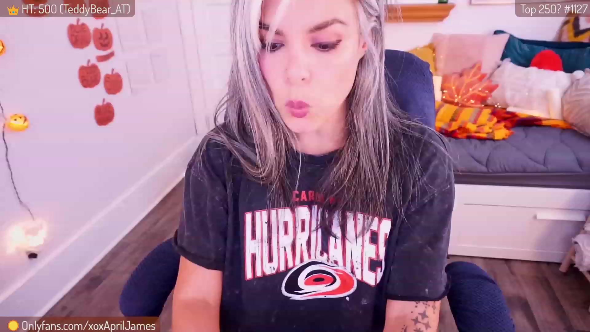 Gallery image thumbnail from AprilJames's myfreecams stream on, 11/02/2023, 21:01 image 10 of 20