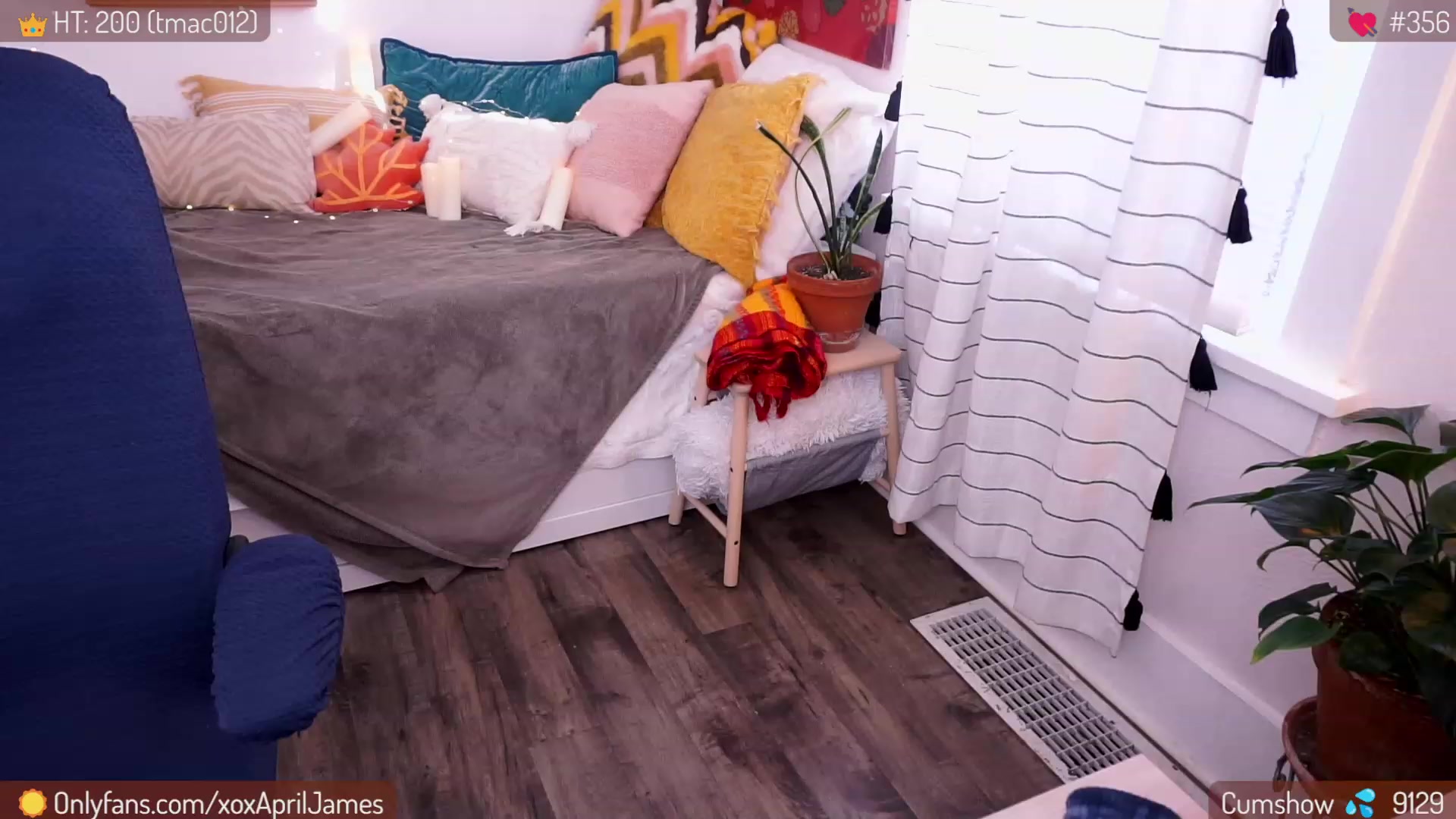 Gallery image thumbnail from AprilJames's myfreecams stream on, 11/10/2023, 22:29 image 15 of 20
