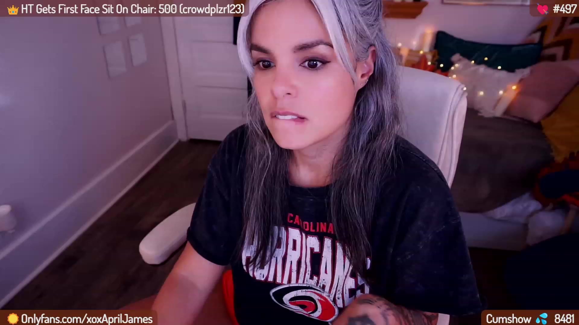 Gallery image thumbnail from AprilJames's myfreecams stream on, 11/18/2023, 22:24 image 2 of 20