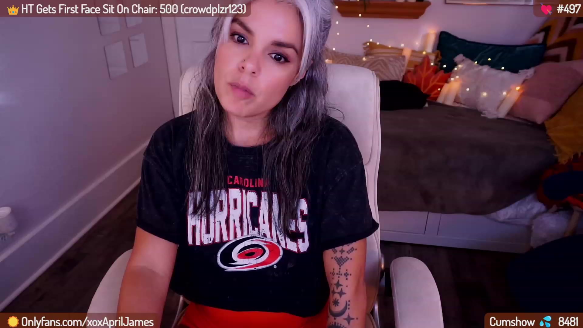 Gallery image thumbnail from AprilJames's myfreecams stream on, 11/18/2023, 22:24 image 4 of 20