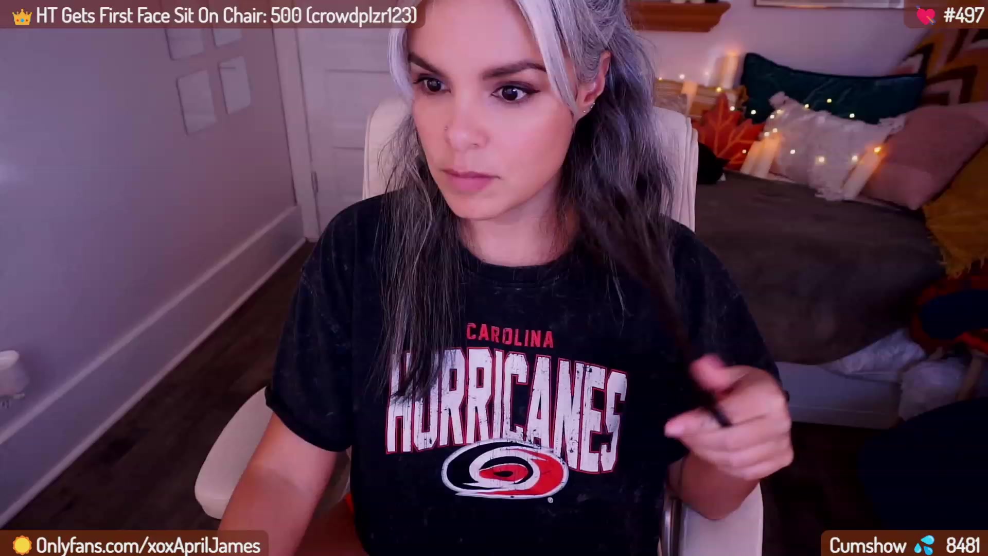 Gallery image thumbnail from AprilJames's myfreecams stream on, 11/18/2023, 22:24 image 1 of 20