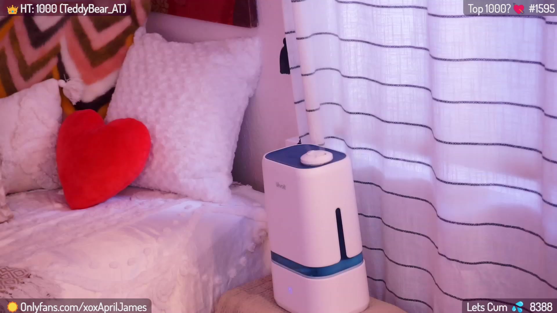 Gallery image thumbnail from AprilJames's myfreecams stream on, 01/10/2024, 23:14 image 20 of 20