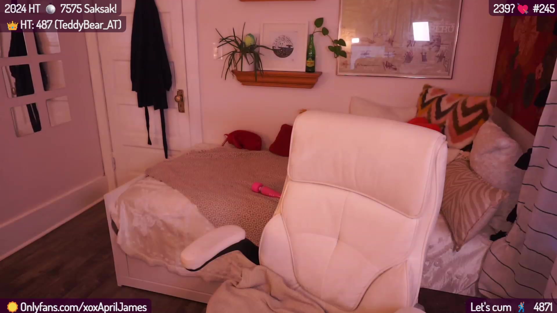 Gallery image thumbnail from AprilJames's myfreecams stream on, 02/01/2024, 24:40 image 7 of 20