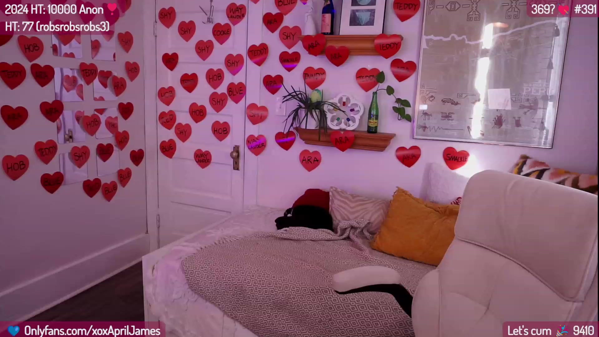 Gallery image thumbnail from AprilJames's myfreecams stream on, 02/19/2024, 23:45 image 7 of 20