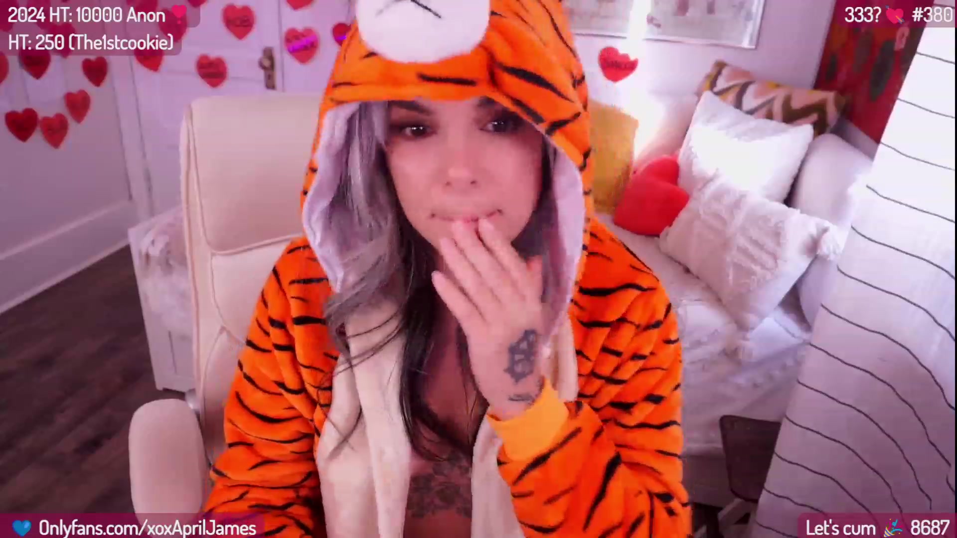 Gallery image thumbnail from AprilJames's myfreecams stream on, 02/24/2024, 23:30 image 11 of 20