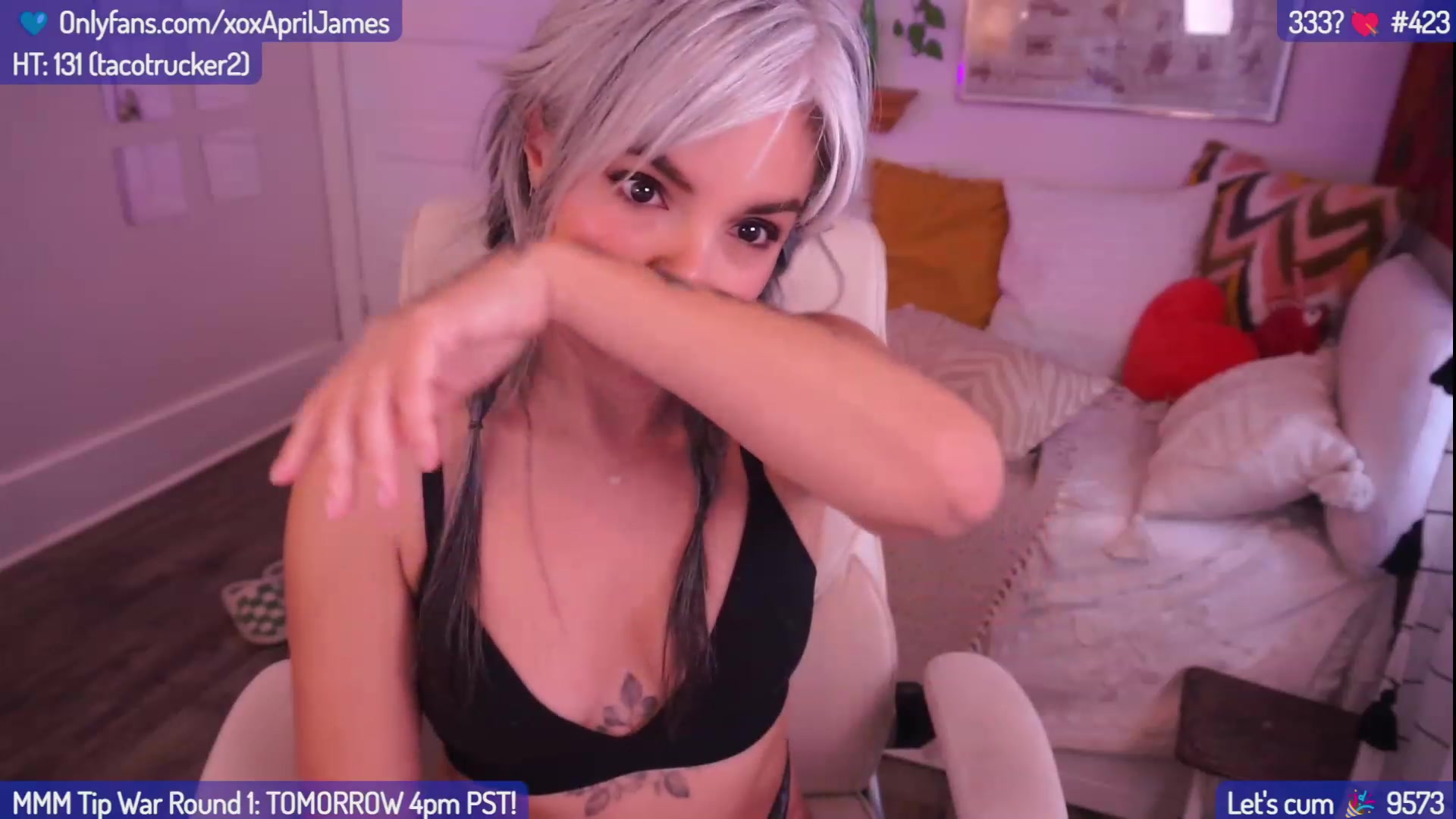 Gallery image thumbnail from AprilJames's myfreecams stream on, 03/06/2024, 22:22 image 16 of 20