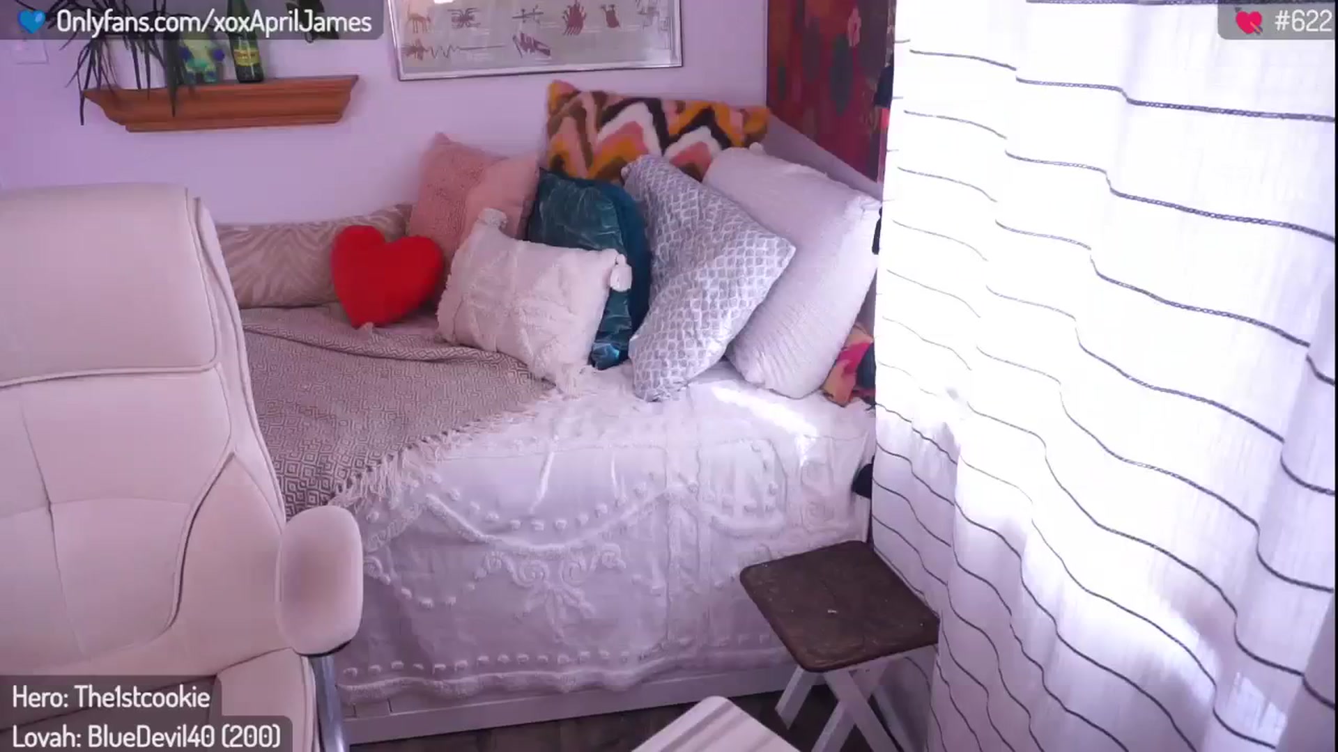 Gallery image thumbnail from AprilJames's myfreecams stream on, 04/09/2024, 21:55 image 1 of 20
