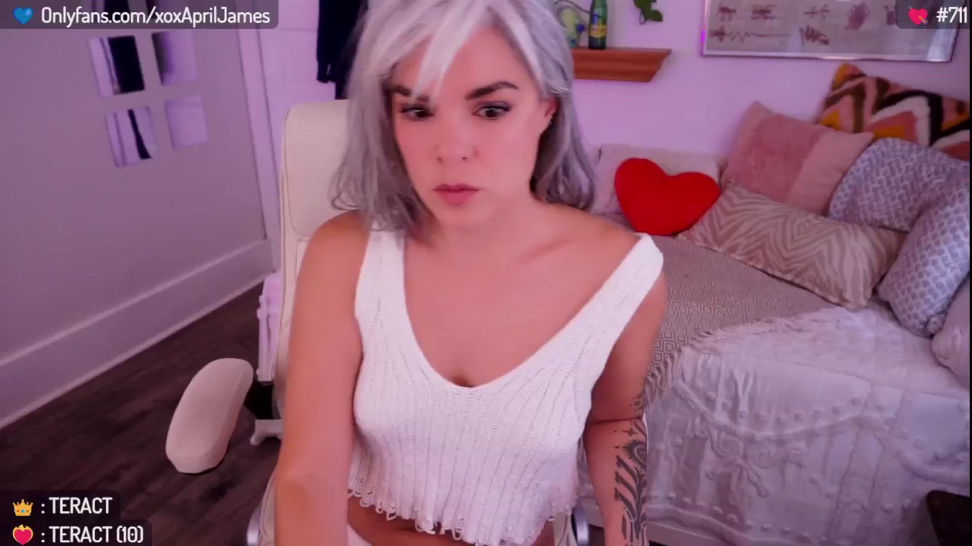 Gallery image thumbnail from AprilJames's myfreecams stream on, 04/17/2024, 20:45 image 11 of 20