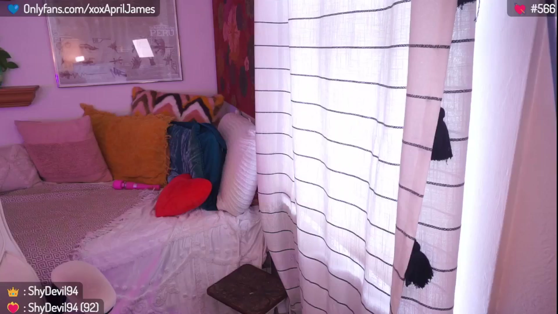 Gallery image thumbnail from AprilJames's myfreecams stream on, 05/03/2024, 22:37 image 13 of 20