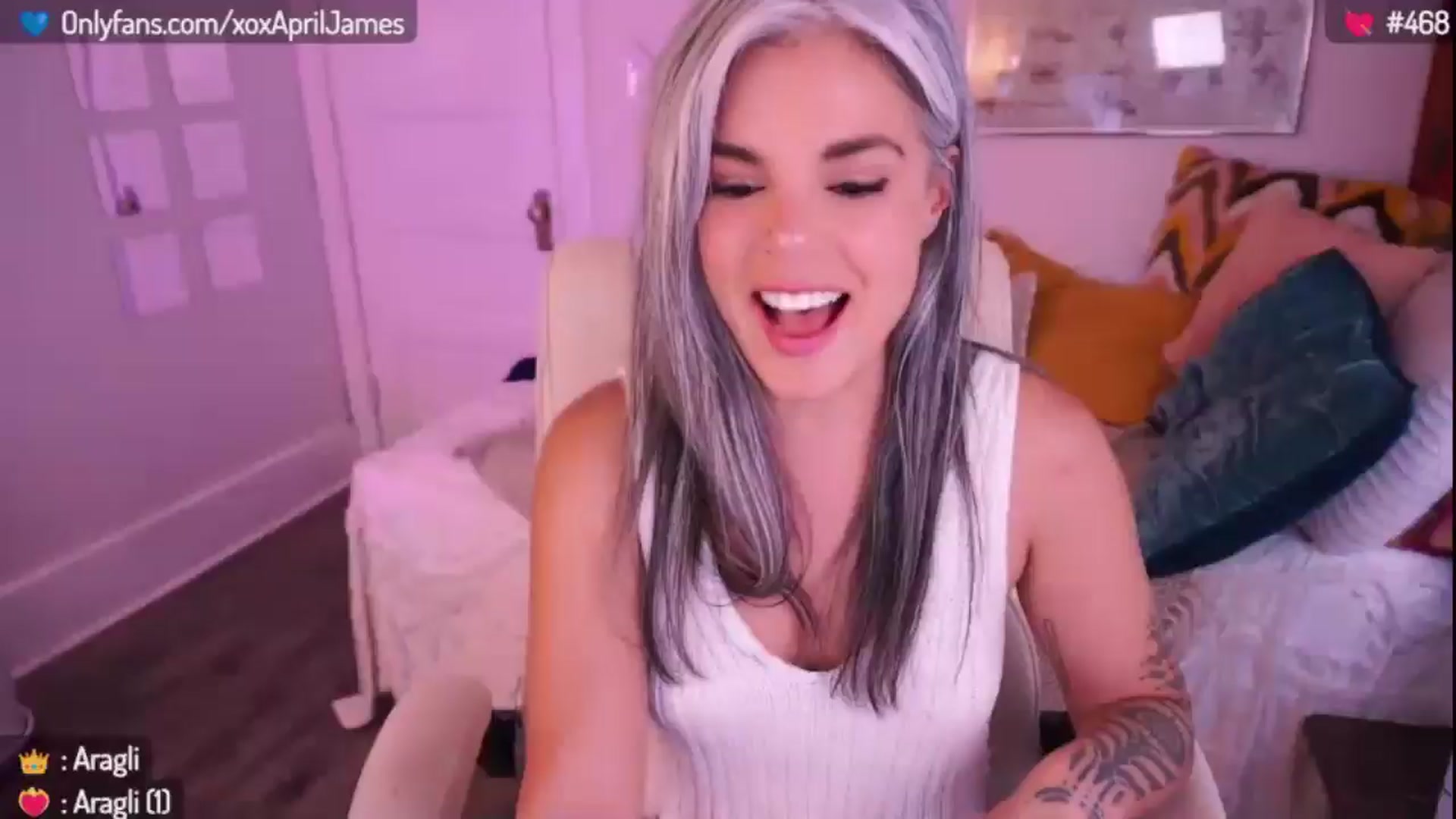 Gallery image thumbnail from AprilJames's myfreecams stream on, 05/18/2024, 19:44 image 1 of 20
