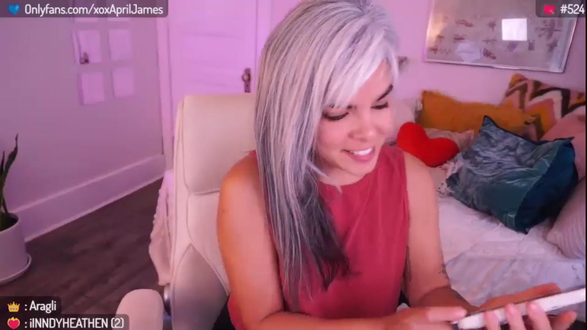 Gallery image thumbnail from AprilJames's myfreecams stream on, 05/20/2024, 23:13 image 7 of 20