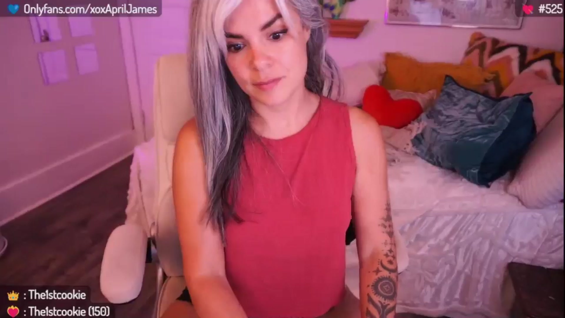 Gallery image thumbnail from AprilJames's myfreecams stream on, 05/21/2024, 24:21 image 2 of 20